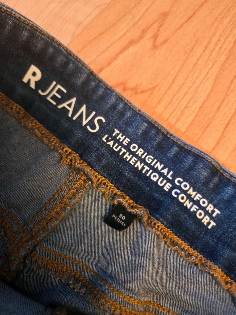 Reitmans R Jeans pull-on capris - Picture 3 of 9